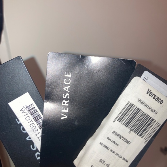 VERSACE - Picture 5 of 5